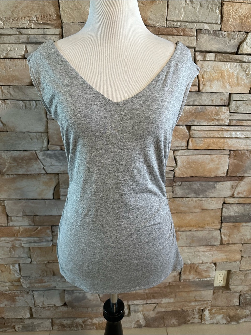 Vince Camuto Ruched V-Neck Sleeveless Top
